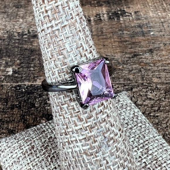 Sim Pink Sapphire Fashion Ring Size 6.5 - Picture 4 of 10
